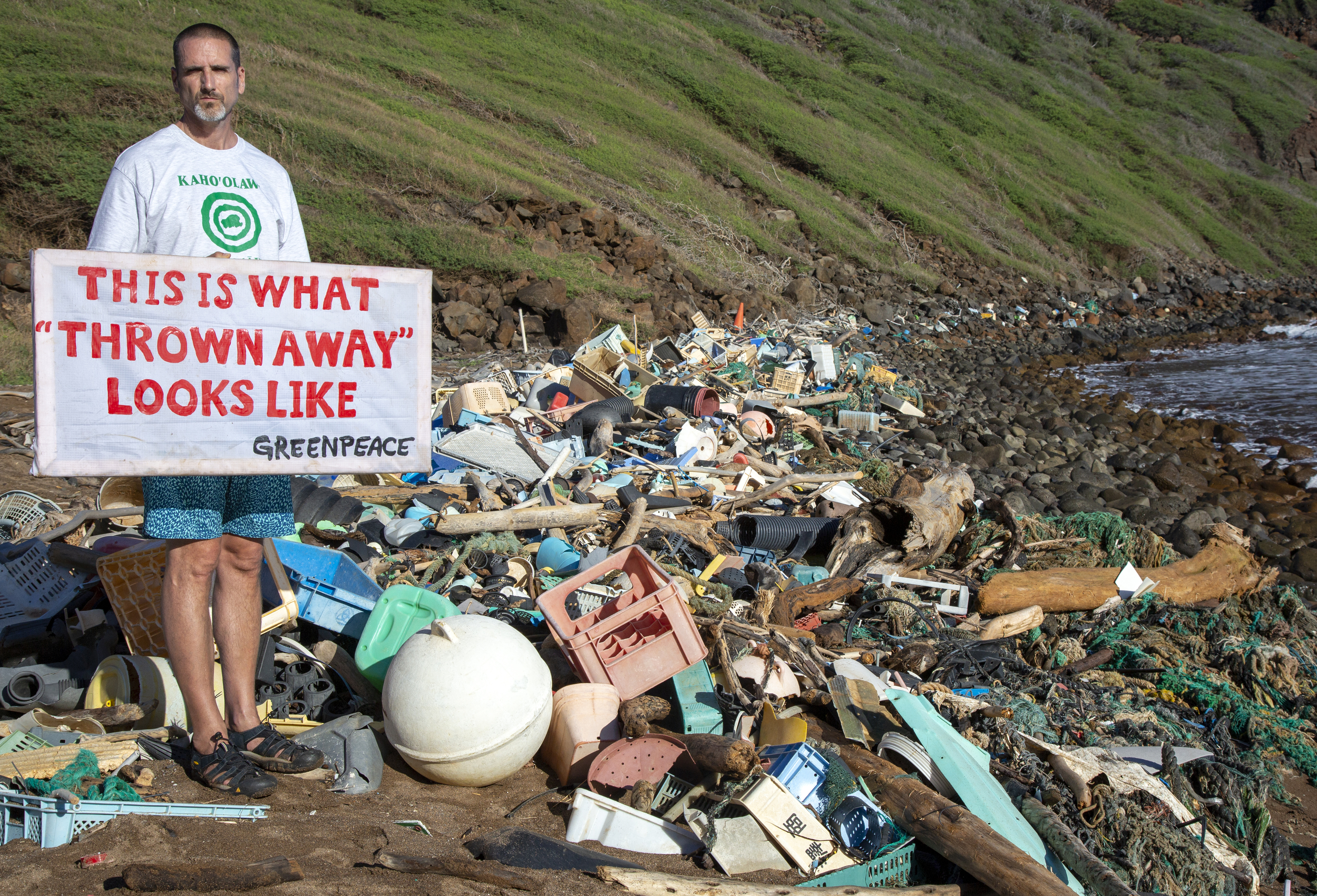 Plastic Clean Up on Kaho