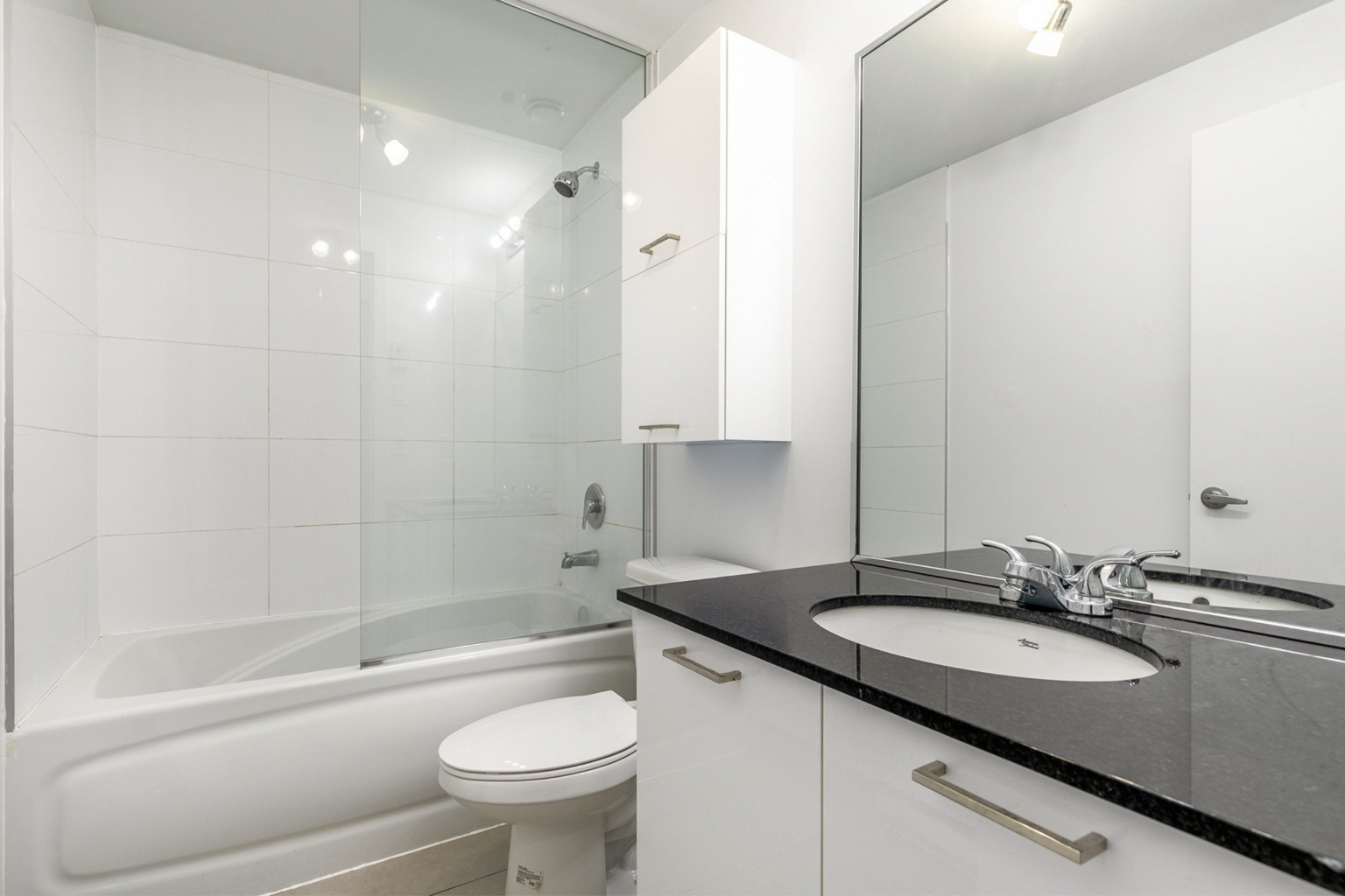 9653 Rue Lajeunesse, Montreal, QC H3L 2C8 — photo 1