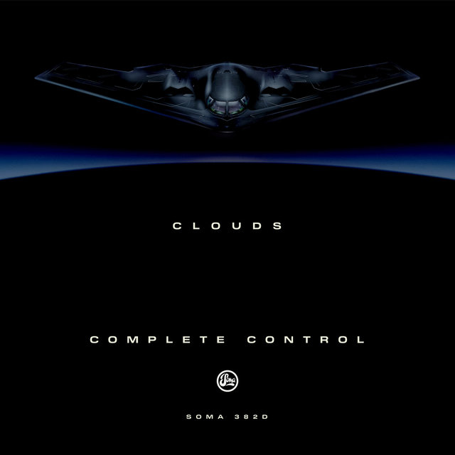 Couverture de Complete Control