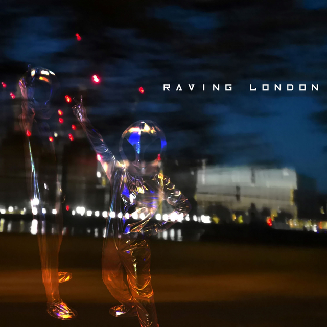 Couverture de RAVING LONDON