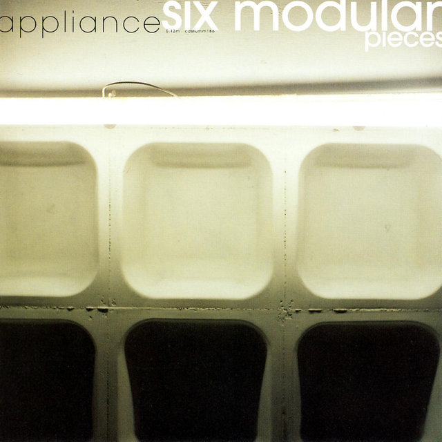 Couverture de Six Modular Pieces