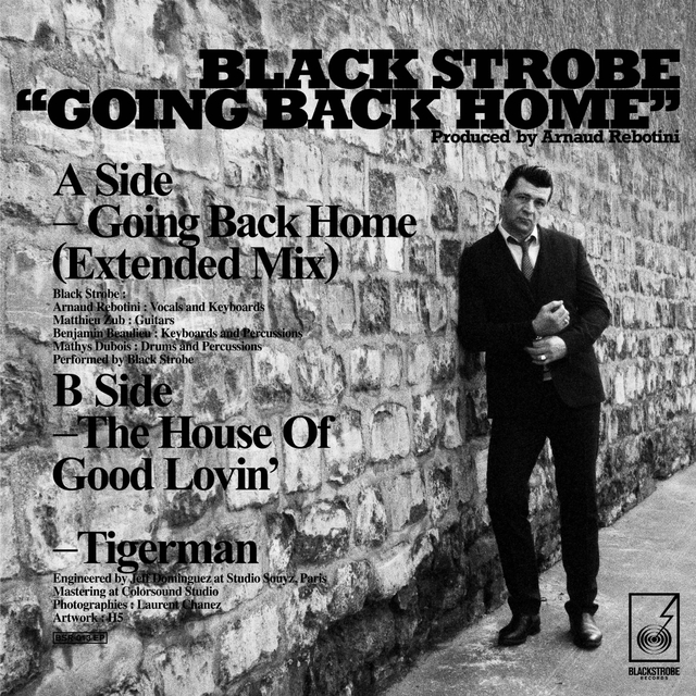 Couverture de Going Back Home