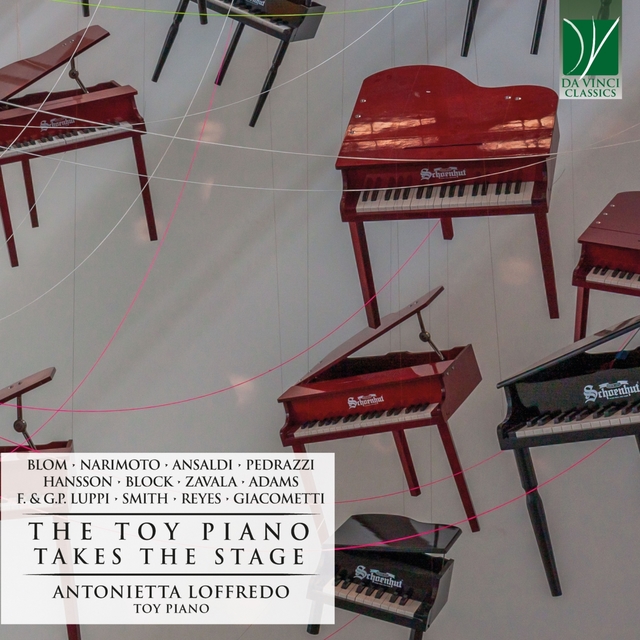 Couverture de The Toy Piano Takes the Stage