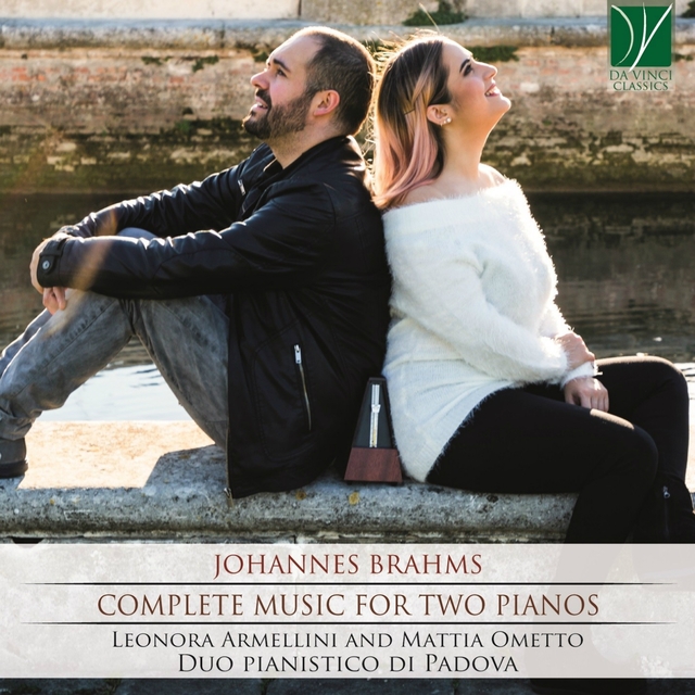 Couverture de Johannes Brahms: Complete Music for Two Pianos