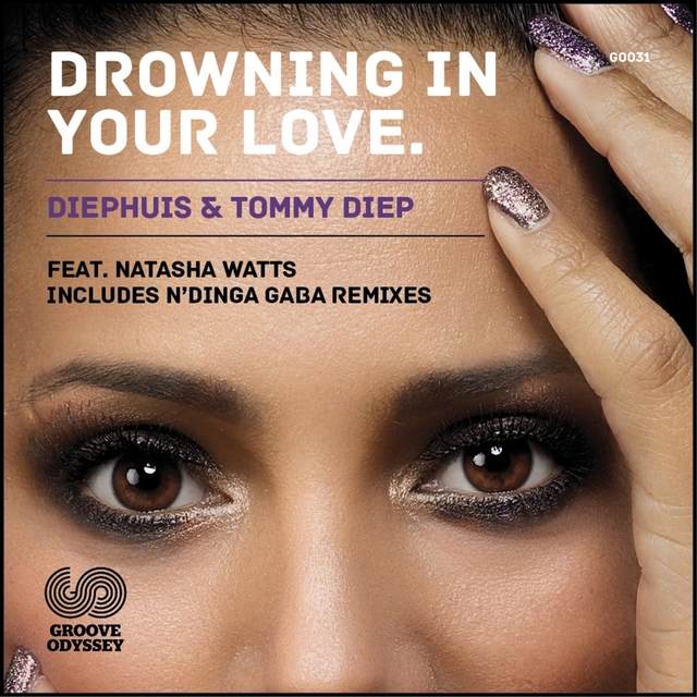 Couverture de Drowning in Your Love