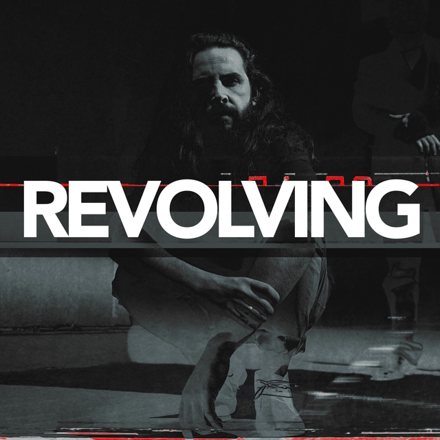 Couverture de Revolving