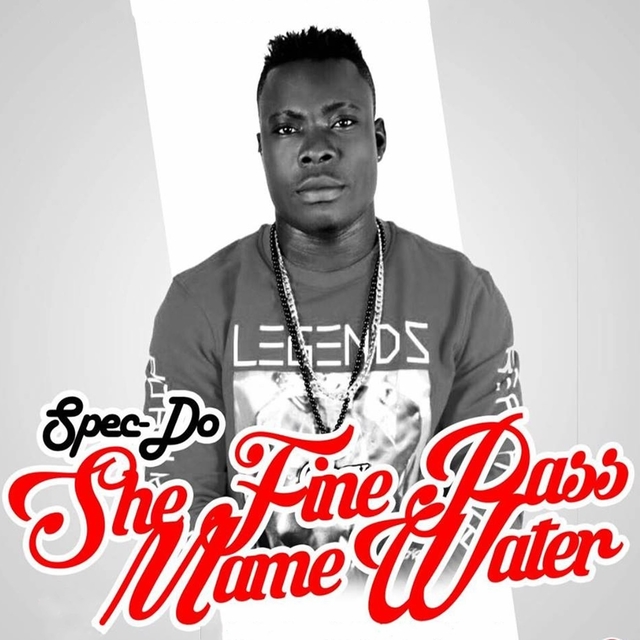 Couverture de She Fine Pass Maame Water