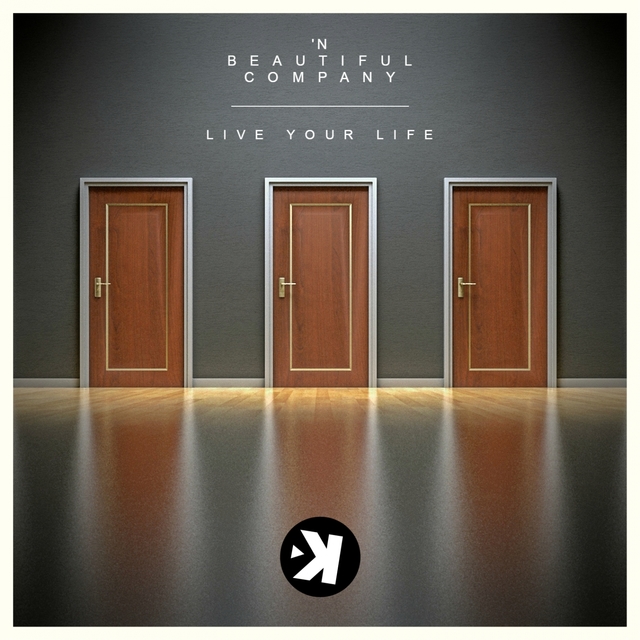 Couverture de Live Your Life