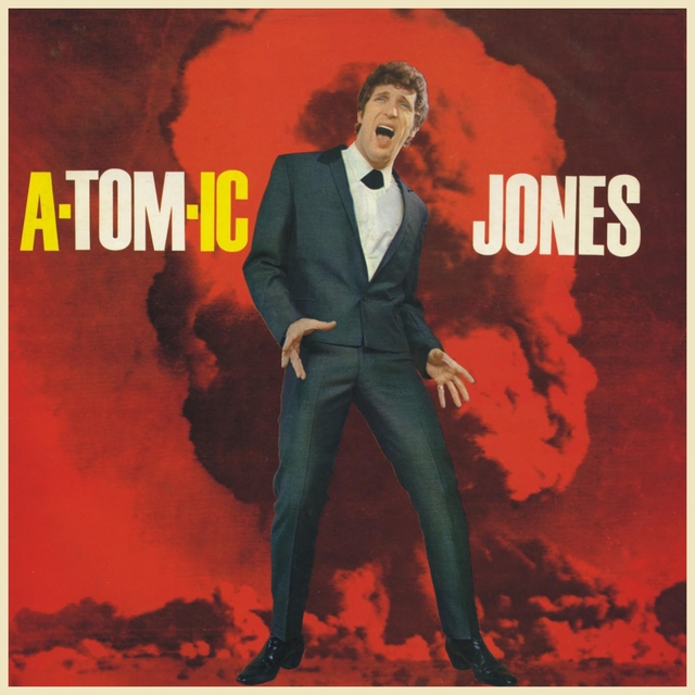 Couverture de a-TOM-ic Jones