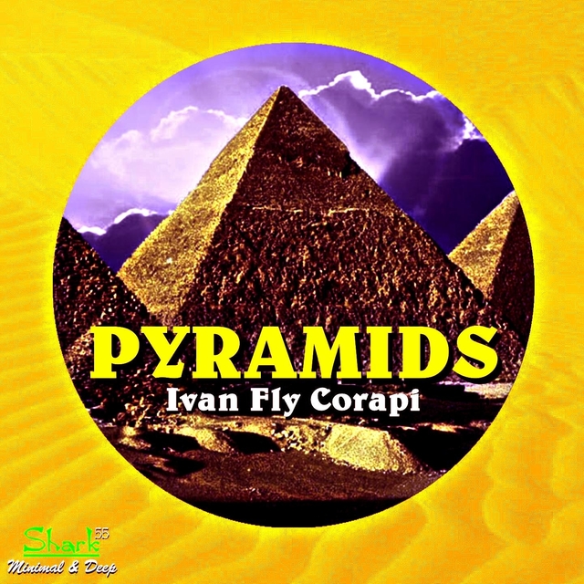 Couverture de Pyramids