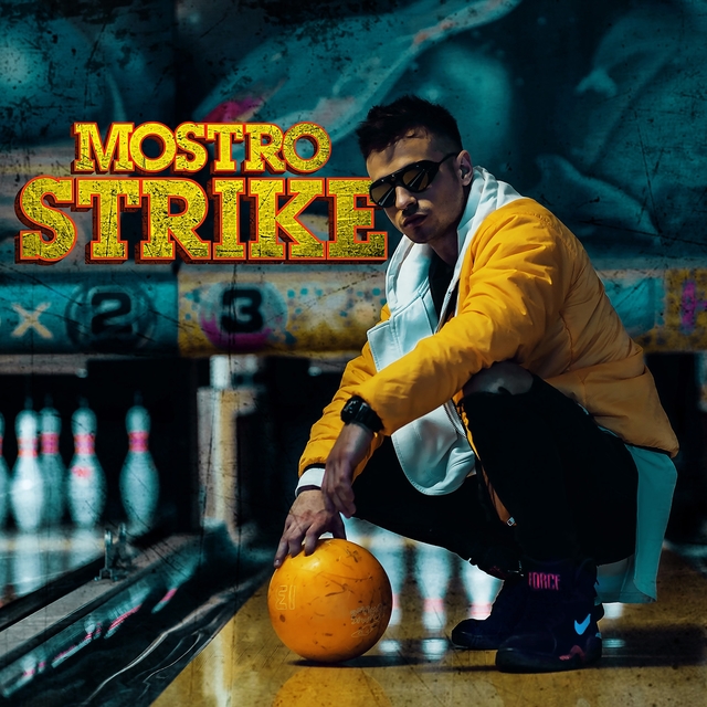 Couverture de Strike