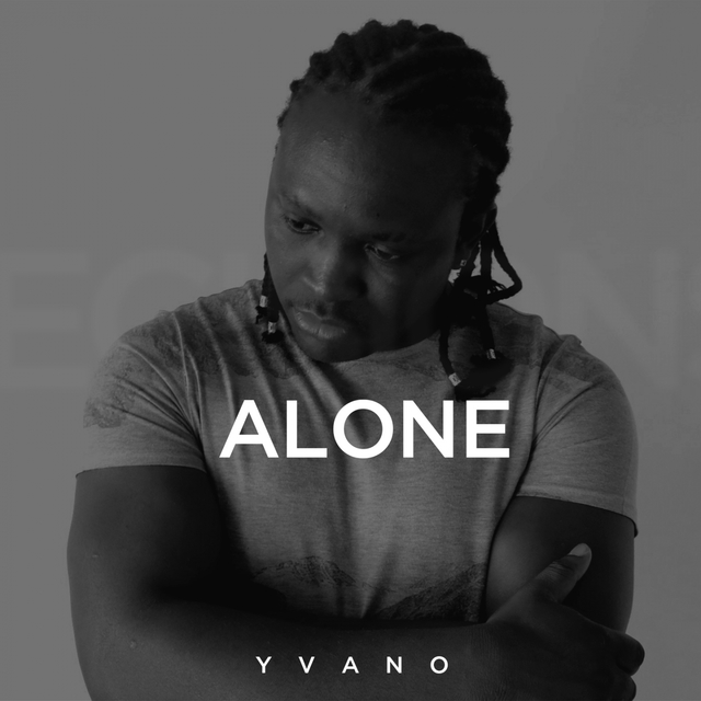 Couverture de Alone