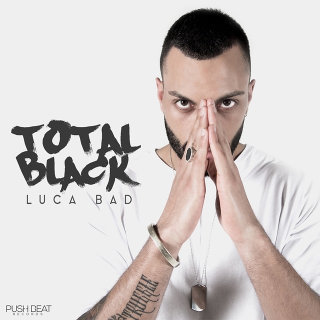 Couverture de Total Black