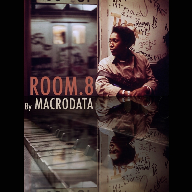 Couverture de Room 8