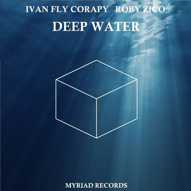 Couverture de Deep Water