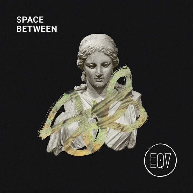 Couverture de Space Between