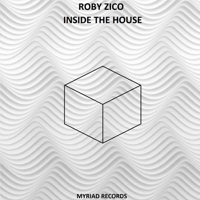 Couverture de Inside the House