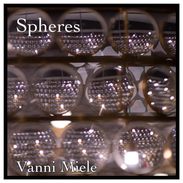 Couverture de Spheres