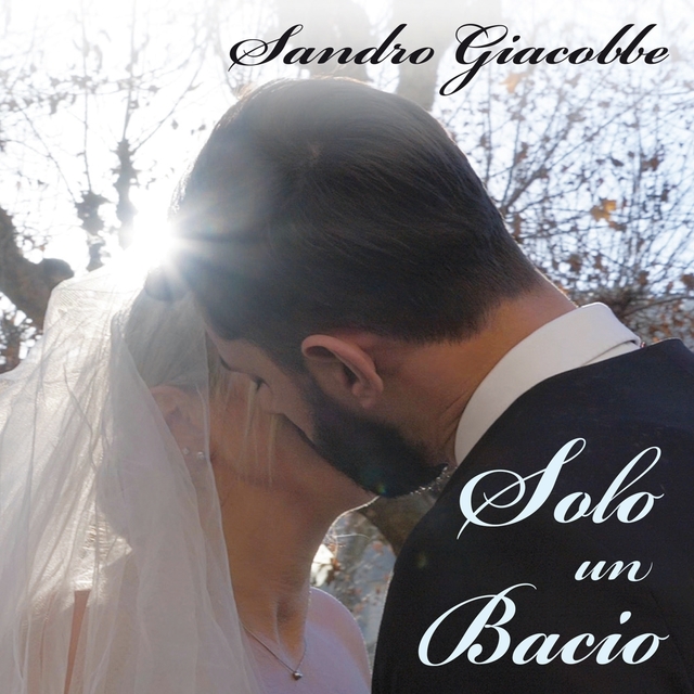 Couverture de Solo un bacio