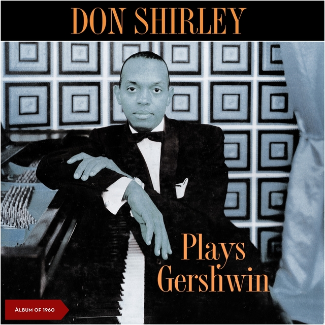 Plays Gershwin