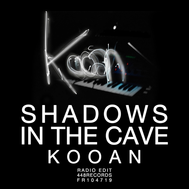 Couverture de Shadows In The Cave