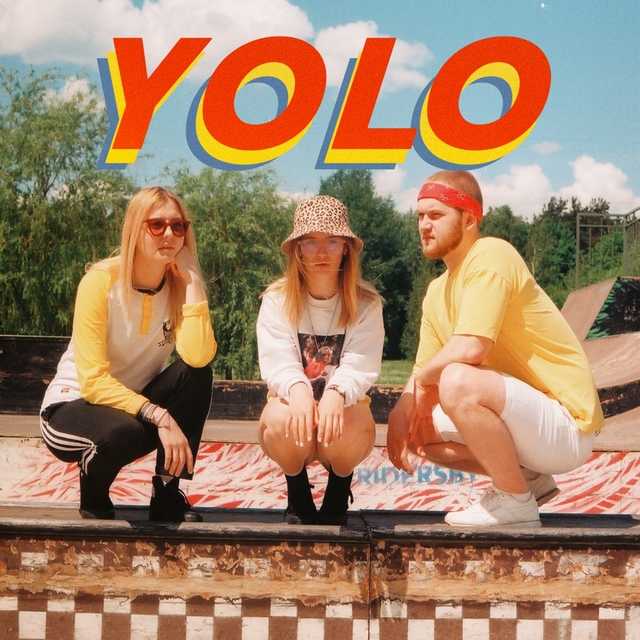 Couverture de YOLO