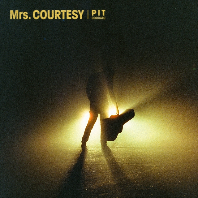 Couverture de Mrs. Courtesy