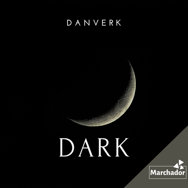 Couverture de Dark