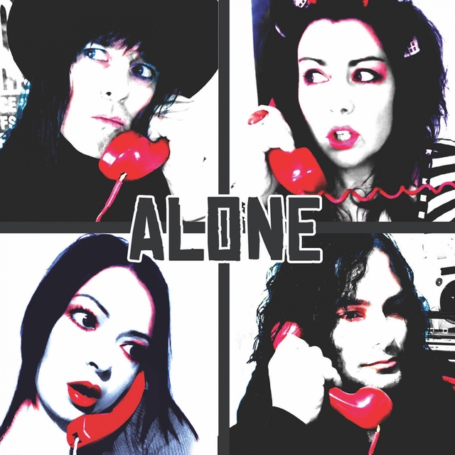 Couverture de Alone