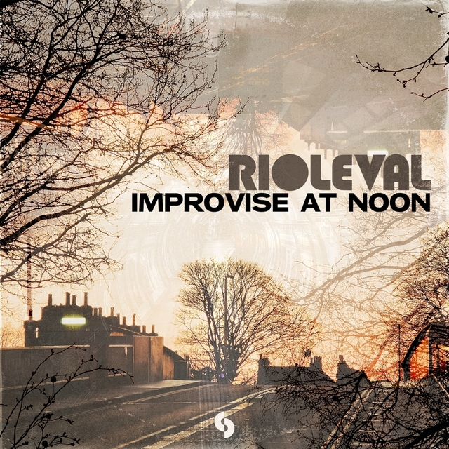 Couverture de Improvise at Noon