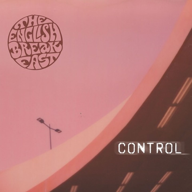 Couverture de Control