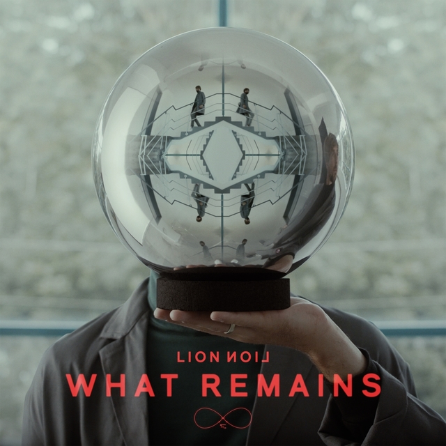 Couverture de What Remains