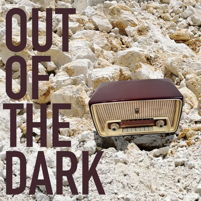 Couverture de Out of the Dark