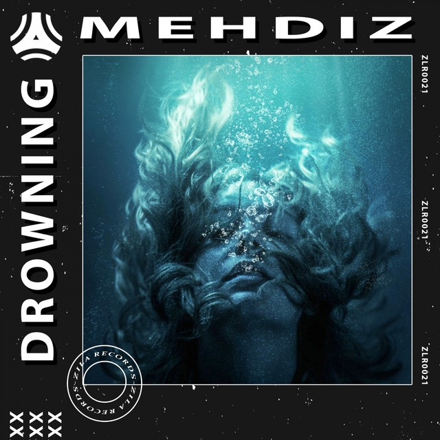 Couverture de Drowning