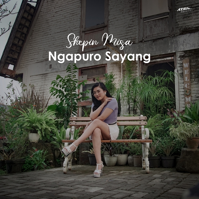 Couverture de Ngapuro Sayang