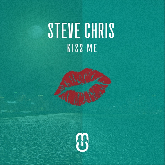 Couverture de Kiss Me