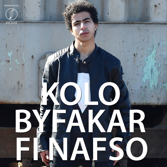 Couverture de Kolo Byfakar Fi Nafso