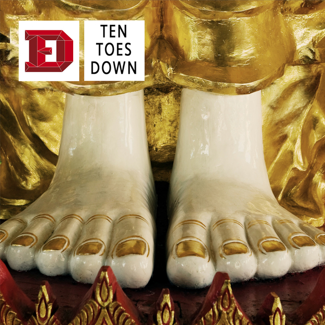 Couverture de Ten Toes Down