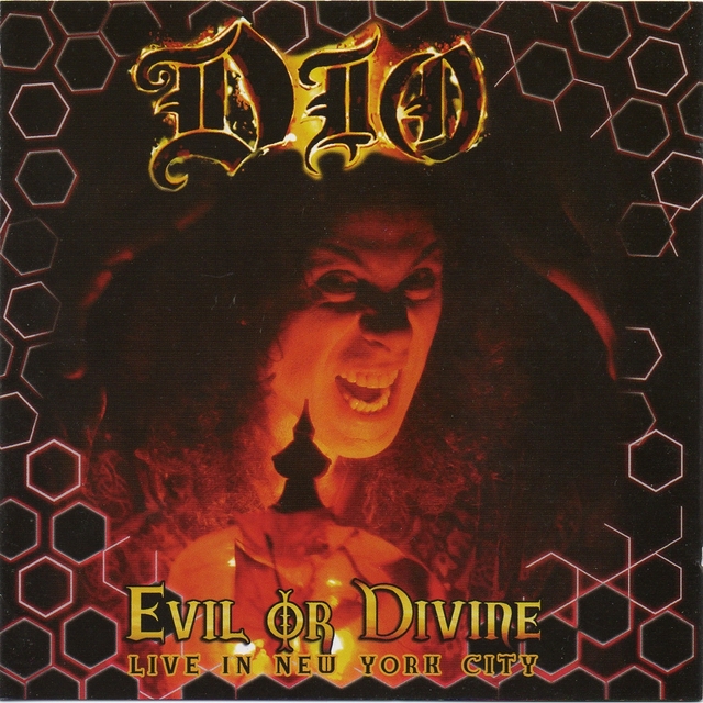 Couverture de Evil or Divine