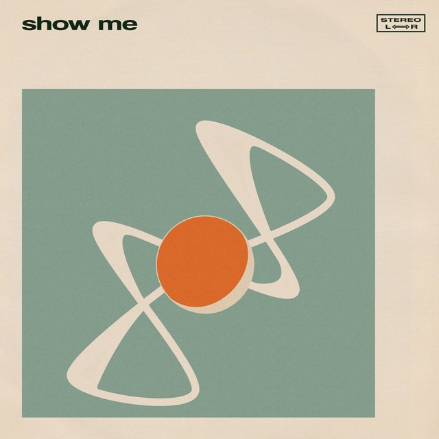 Couverture de Show Me