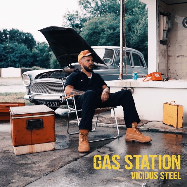 Couverture de Gas Station