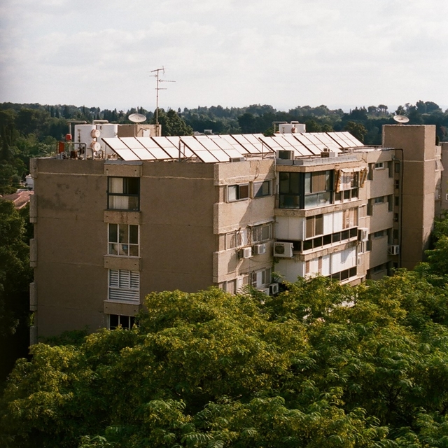 Couverture de On the Roof