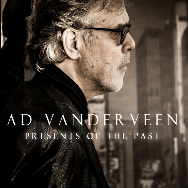 Couverture de Presents of the Past / Requests Revisited