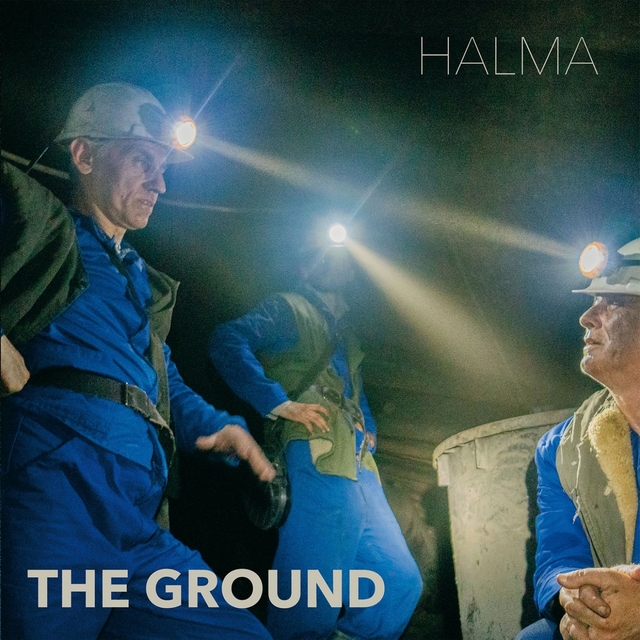 Couverture de The Ground