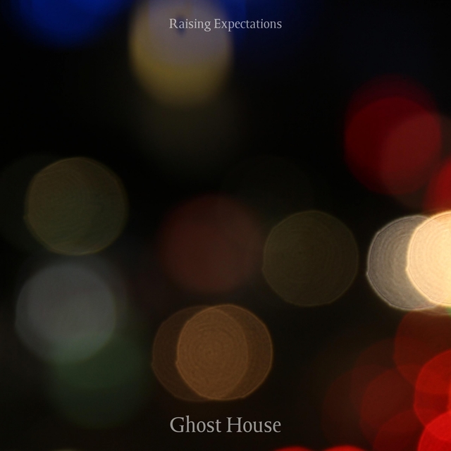 Couverture de Ghost House