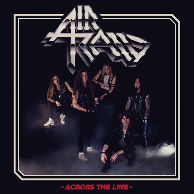 Couverture de Across the Line