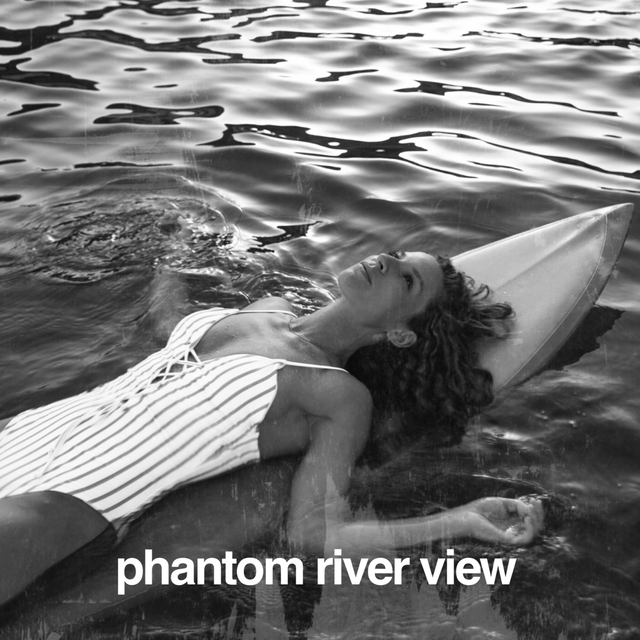 Couverture de Phantom River View