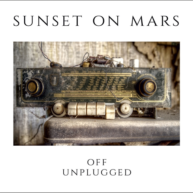 Couverture de Off / Unplugged