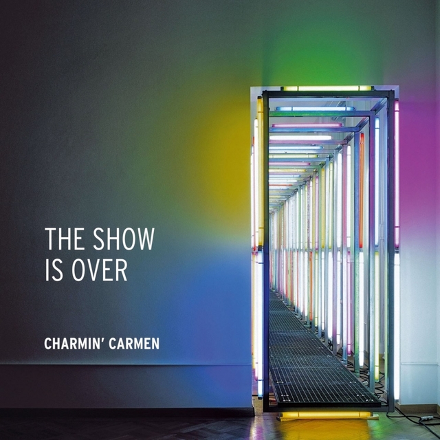 Couverture de The Show Is Over