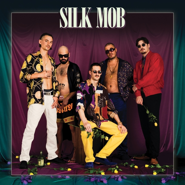 Couverture de Silk Mob